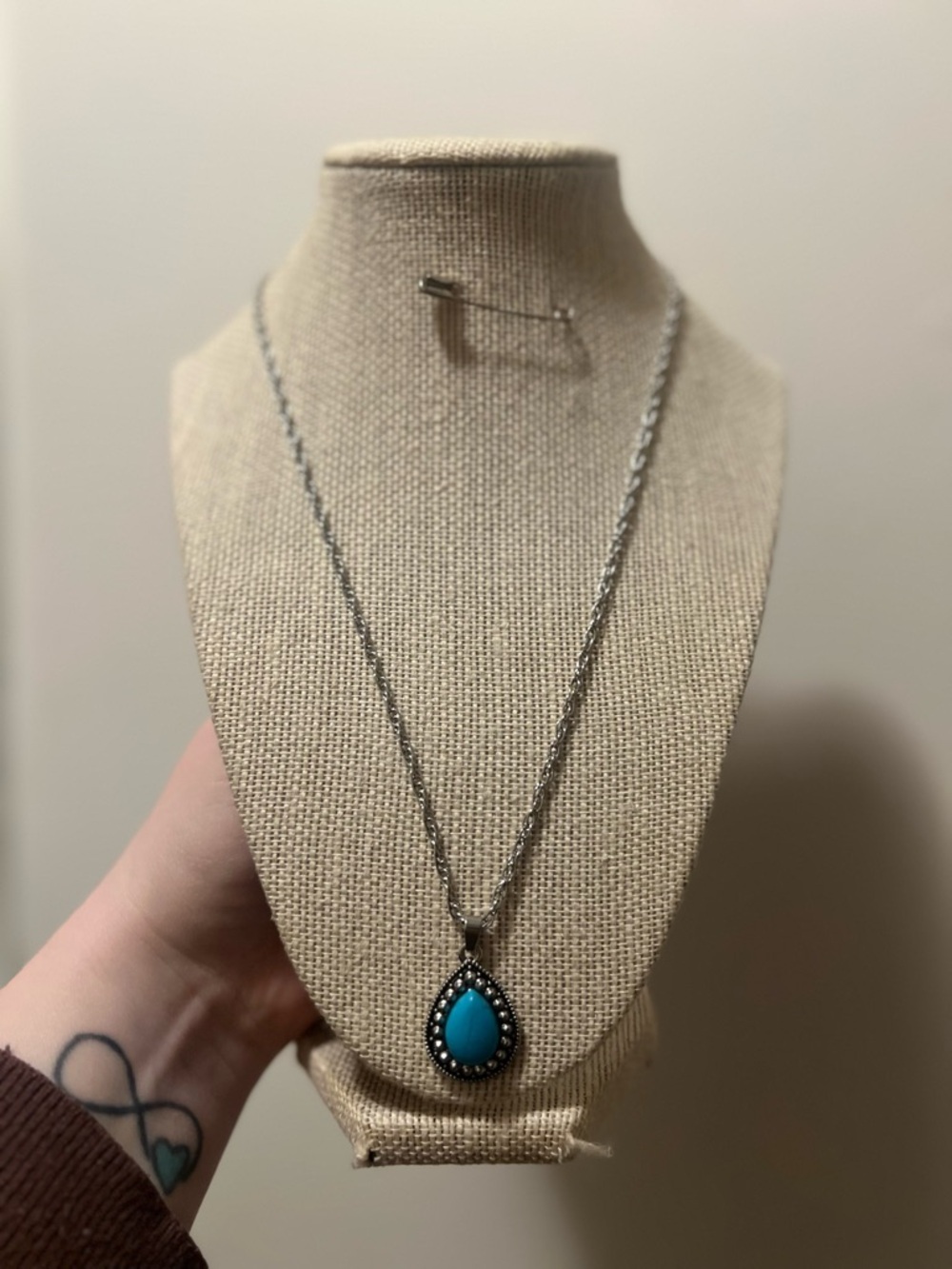 #113. Necklace Turqouise Pendant